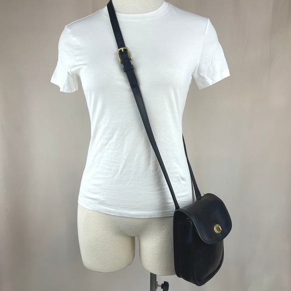 Vintage COACH Side Pack 9978 Crossbody Bag Black‎ Leather Turn Lock Costa Rica - Picture 4 of 10